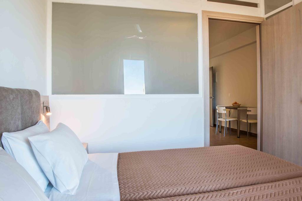 Gerona Mare Apartments Gerani  Exteriér fotografie