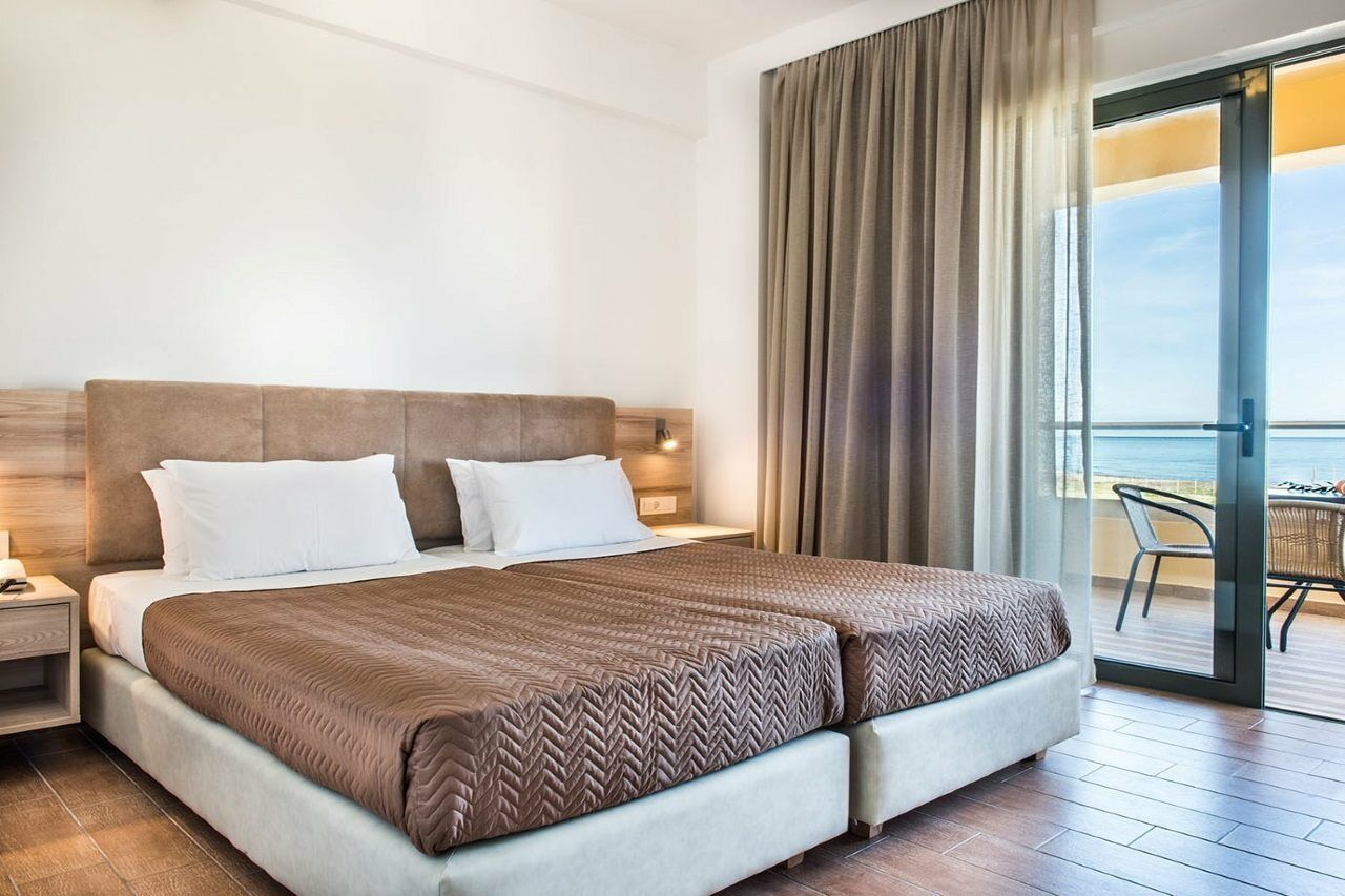 Gerona Mare Apartments Gerani  Exteriér fotografie